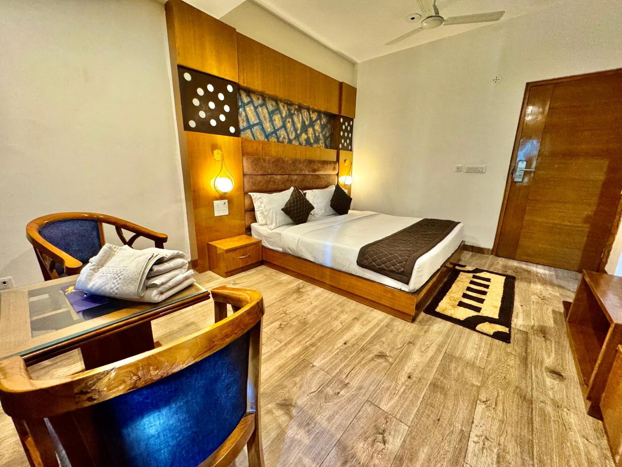 Ab'S Abode-A Boutique Hotel Mussoorie Dış mekan fotoğraf
